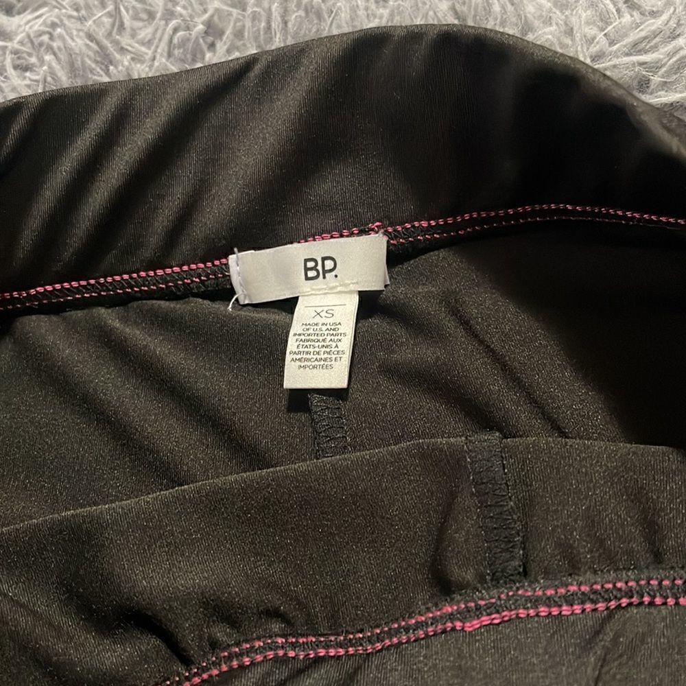 BP | Contrast Stitch Bike Shorts In Black- Neon Pink - Picture 3 of 3